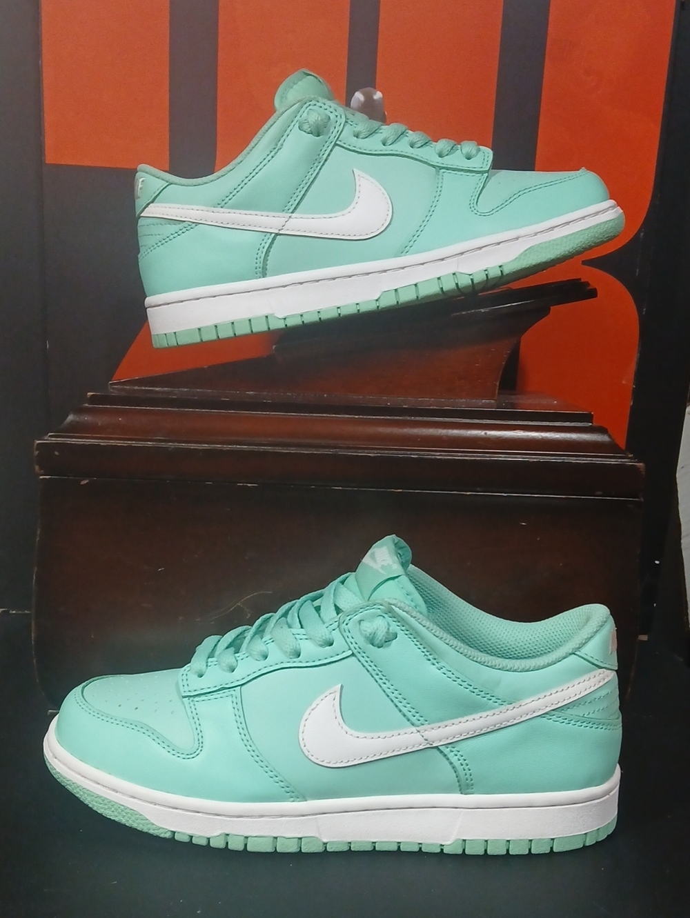 Nike Dunk Low GS "Emerald Rise" (2023)  Womens Size-8.5  100%AUTHENTIC!